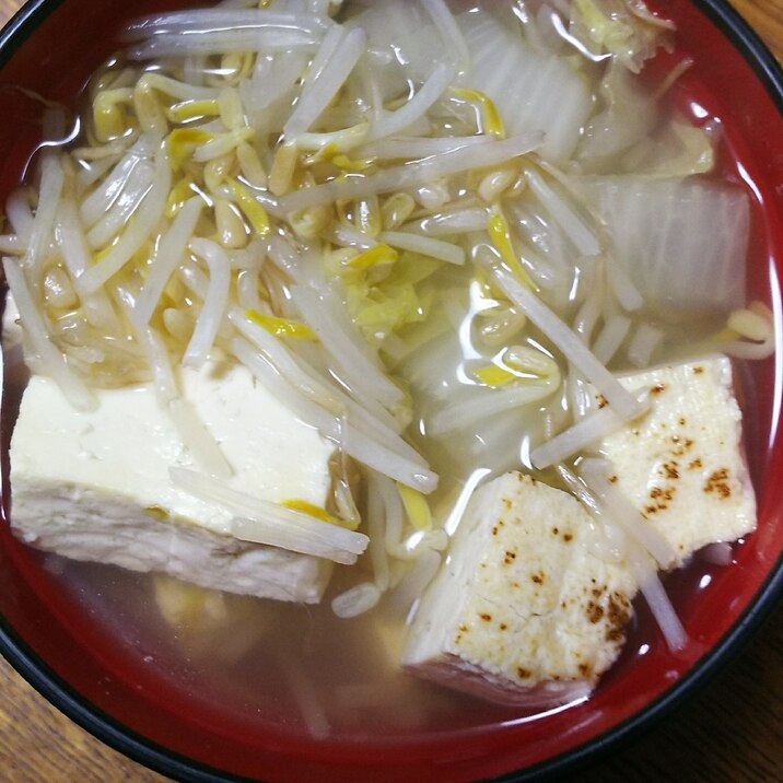 もやし&白菜&豆腐の白だしスープ